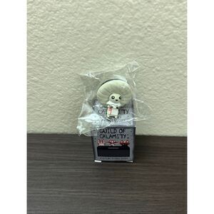 Guild Of Calamity Mushroom Creature Blind Box Phone Buddy - Black Mushroom